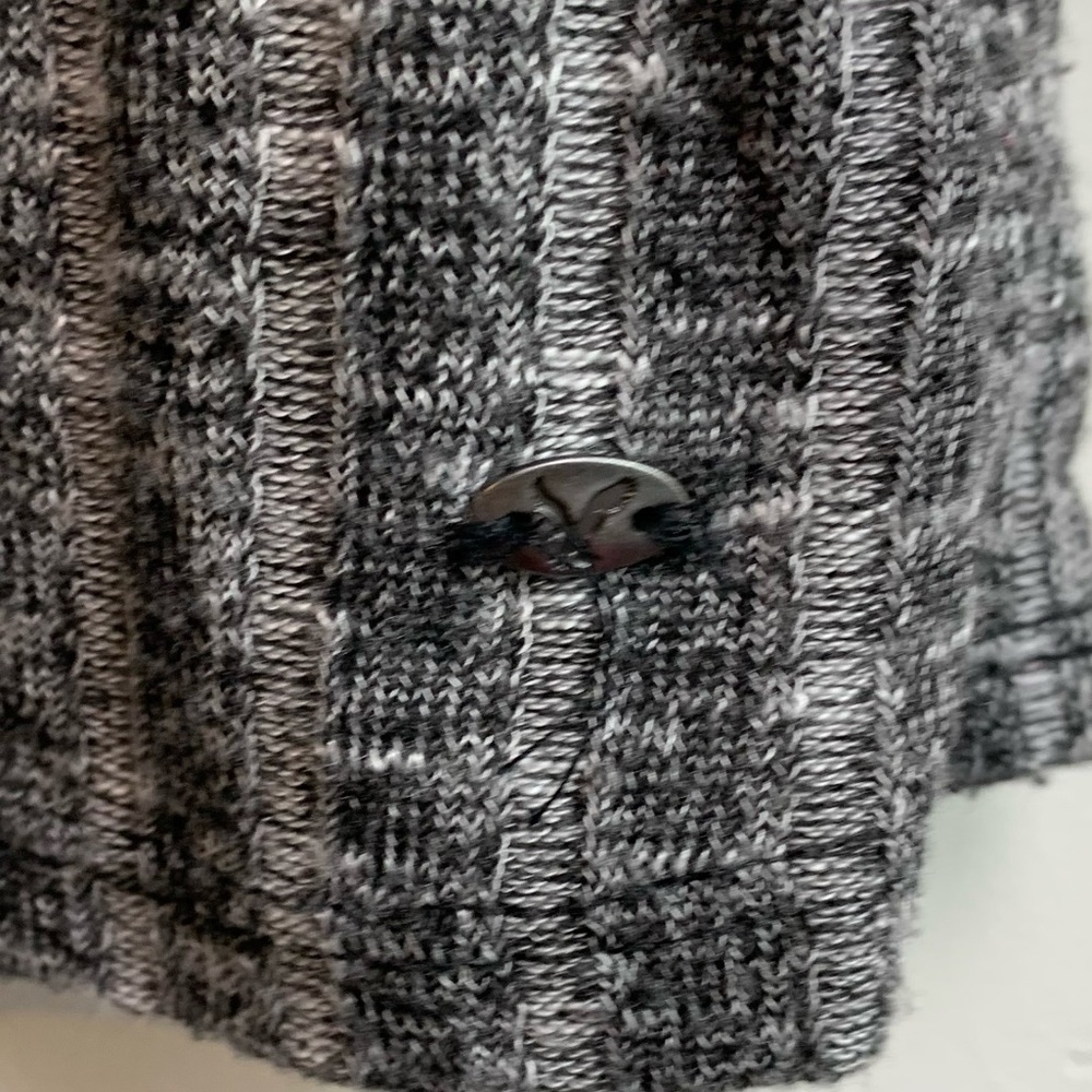American Eagle Gray Ribbed Short Sleeve Lace Up Blouse - Picture 6 of 7